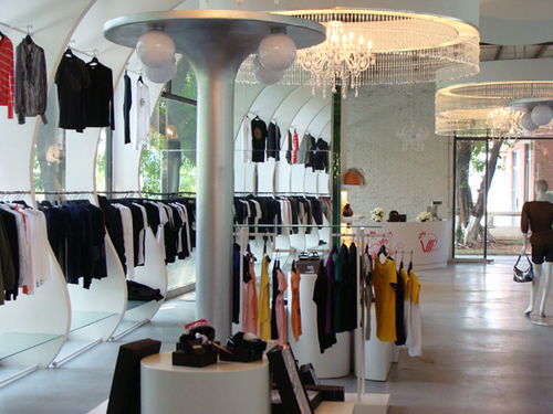 新零售浪潮下，服裝服飾行業如何破局而出，重塑競爭力